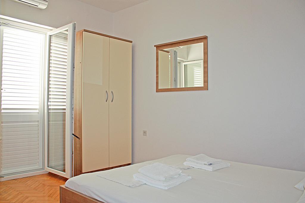 Bougainvillea Apartments Makarska Exterior foto